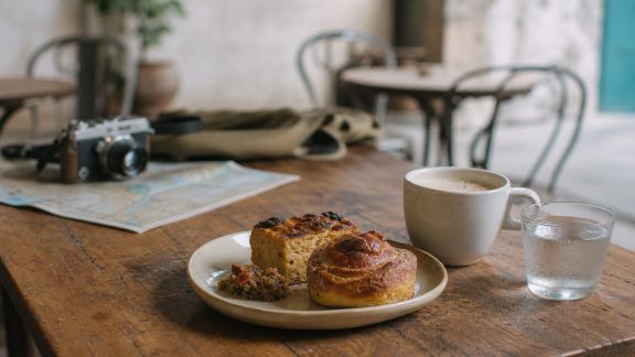 Comment intégrer des étapes gourmandes dans votre prochain périple