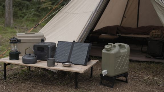 Comment anticiper les besoins d’eau et d’électricité lors d’une escapade sous la toile