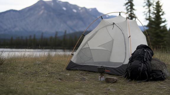 Petit guide pour combiner randonnée et camping près de lieux emblématiques