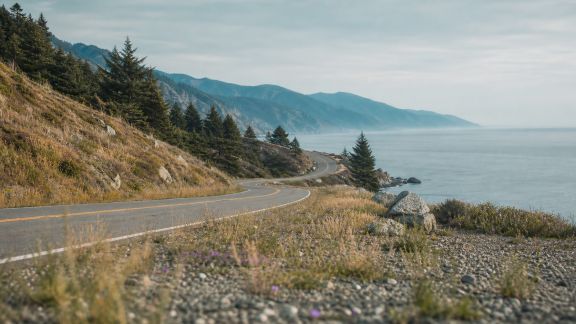 Les meilleurs spots pour un road trip nature entre océan et montagne