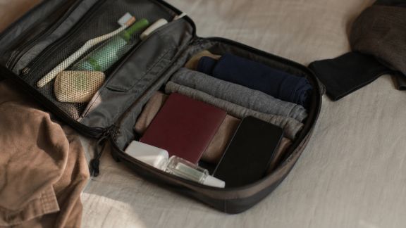 Top 7 des astuces pour voyager léger sans oublier l’essentiel
