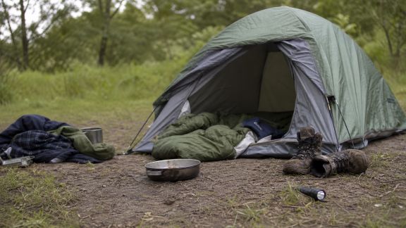 5 erreurs courantes qui gâchent l’expérience d’une nuit en pleine nature